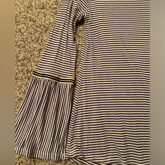 Arizona Jean Company Other - Girls Arizona Flare Long Sleeve Stripped Shirt!